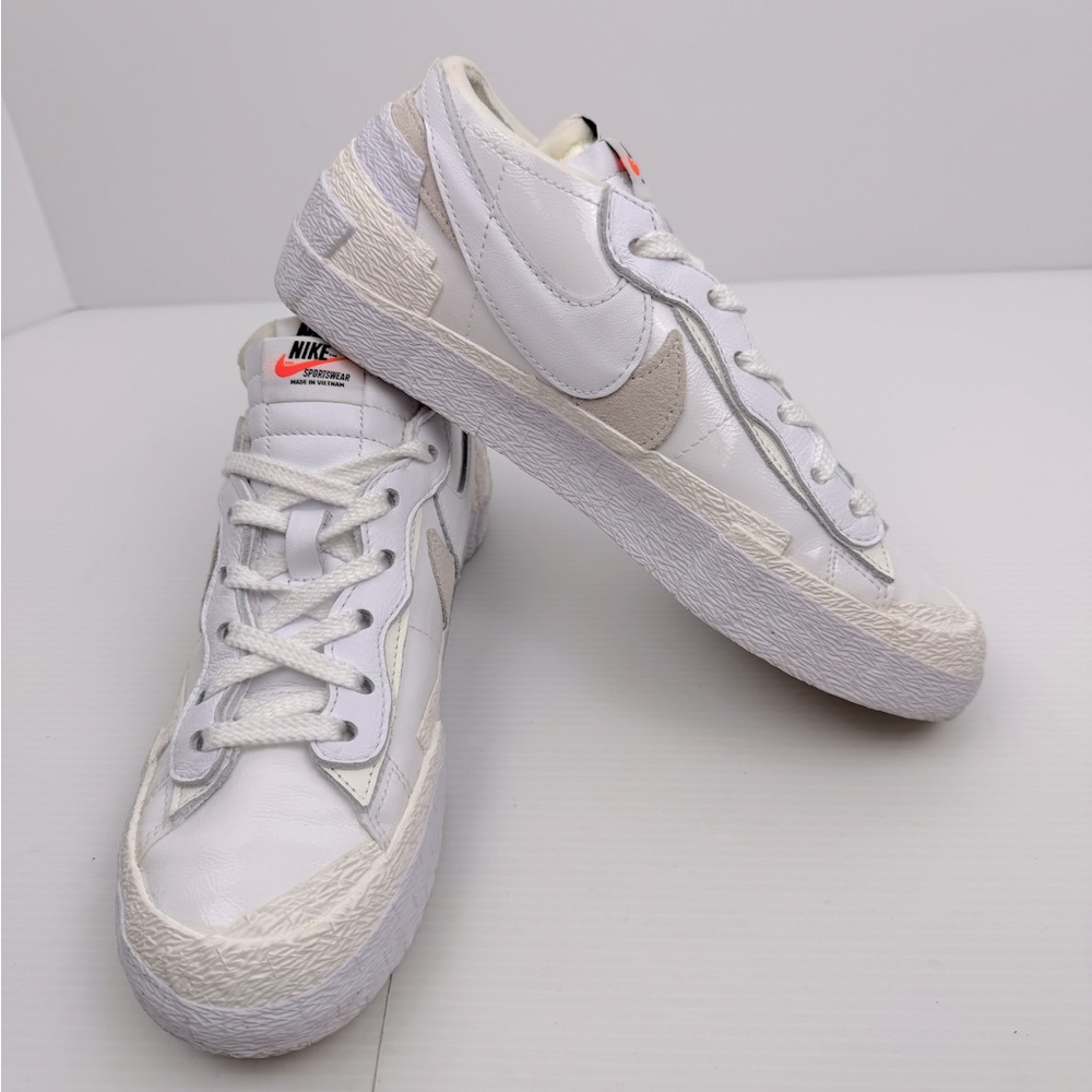 Nike sacai x Blazer Low Sneakers Men’s 6.5 White Patent With Tan Accent  DM6443-